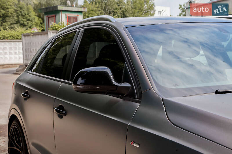 Внедорожник / Кроссовер Audi Q3 2017 в Львове