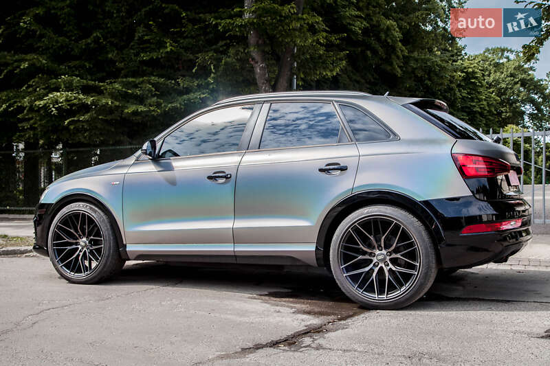 Внедорожник / Кроссовер Audi Q3 2017 в Львове