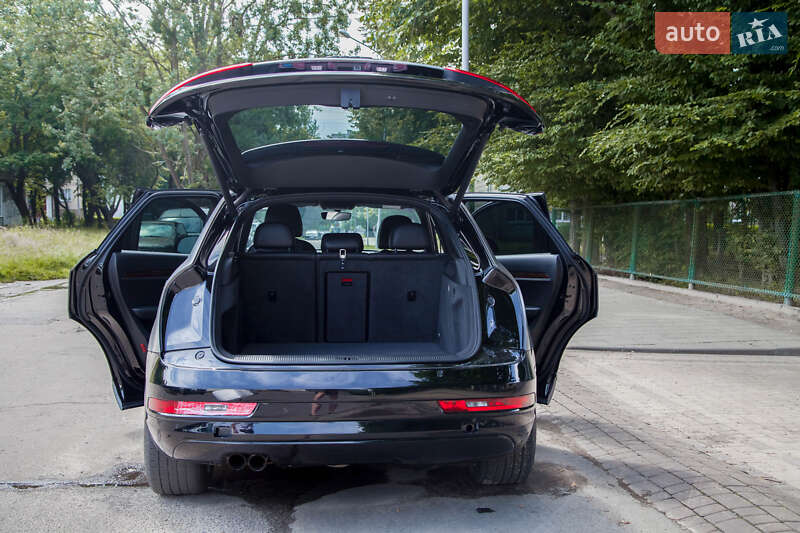 Внедорожник / Кроссовер Audi Q3 2017 в Львове