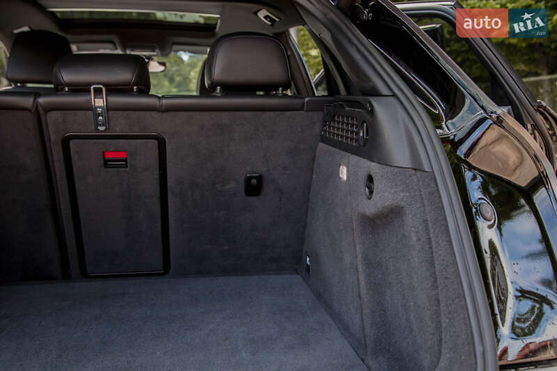 Внедорожник / Кроссовер Audi Q3 2017 в Львове