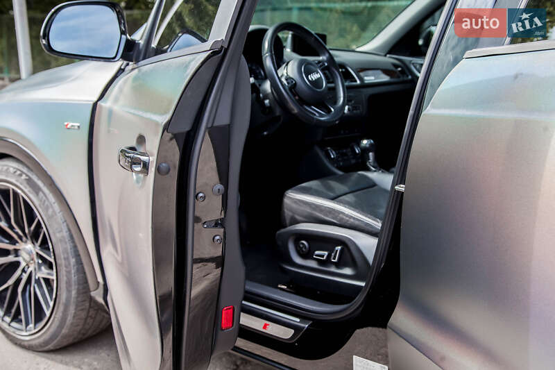 Внедорожник / Кроссовер Audi Q3 2017 в Львове