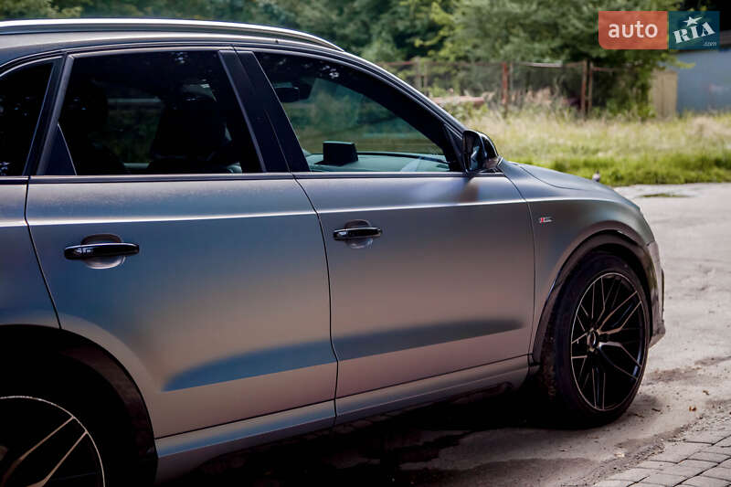 Внедорожник / Кроссовер Audi Q3 2017 в Львове