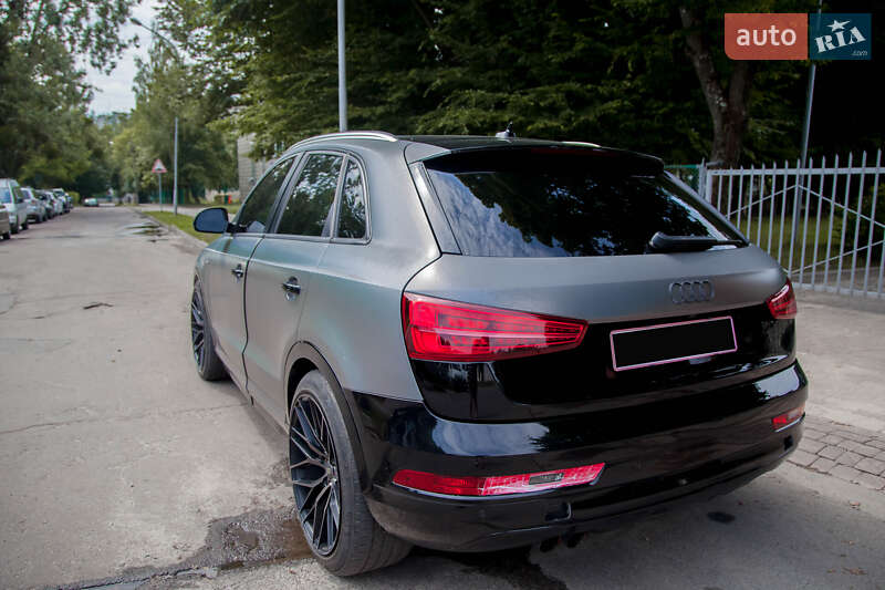 Внедорожник / Кроссовер Audi Q3 2017 в Львове