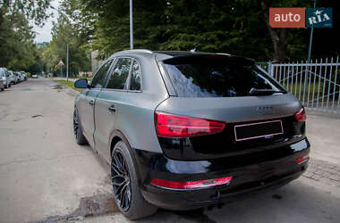 Внедорожник / Кроссовер Audi Q3 2017 в 