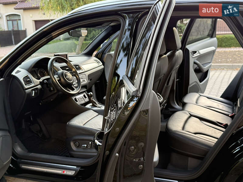Внедорожник / Кроссовер Audi Q3 2018 в Одессе