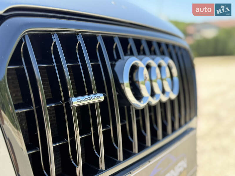 Внедорожник / Кроссовер Audi Q3 2014 в Днепре
