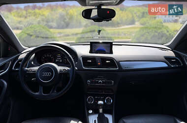 Внедорожник / Кроссовер Audi Q3 2014 в 