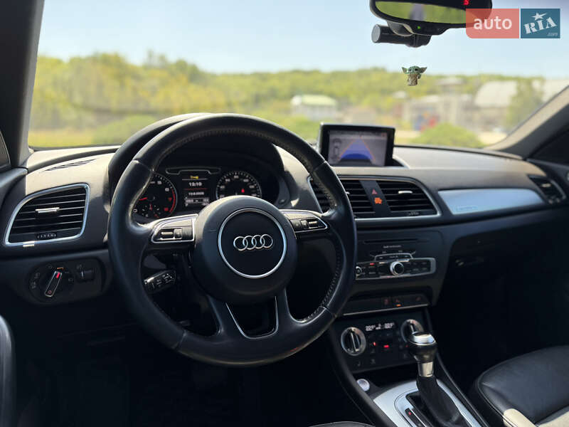 Внедорожник / Кроссовер Audi Q3 2014 в Днепре