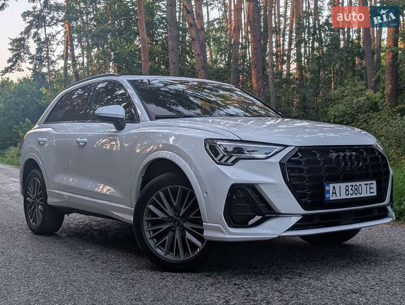 Внедорожник / Кроссовер Audi Q3 2023 в Борисполе