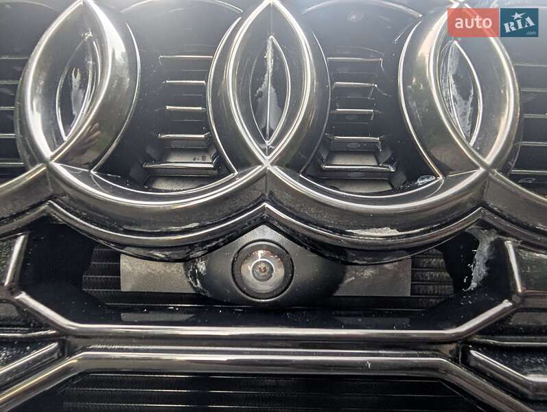 Внедорожник / Кроссовер Audi Q3 2023 в Борисполе