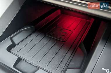 Внедорожник / Кроссовер Audi Q3 2023 в 