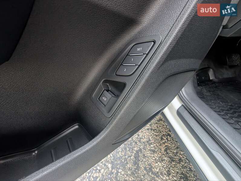 Внедорожник / Кроссовер Audi Q3 2023 в Борисполе