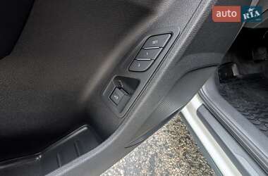 Внедорожник / Кроссовер Audi Q3 2023 в 