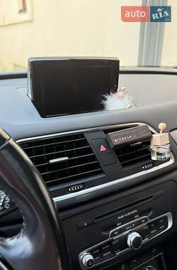 Внедорожник / Кроссовер Audi Q3 2014 в 