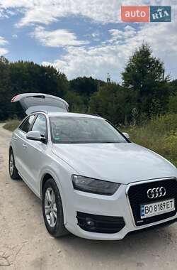 Внедорожник / Кроссовер Audi Q3 2013 в 