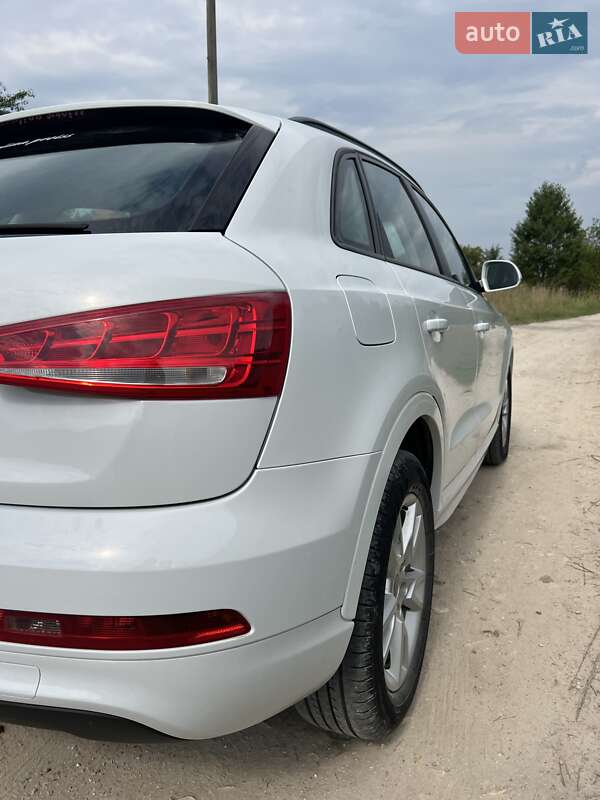 Внедорожник / Кроссовер Audi Q3 2013 в Бережанах