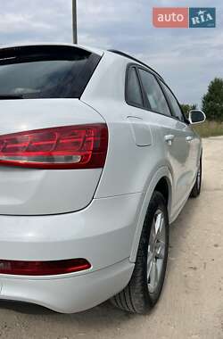 Внедорожник / Кроссовер Audi Q3 2013 в 