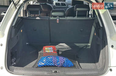 Внедорожник / Кроссовер Audi Q3 2013 в 