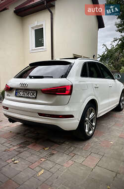 Внедорожник / Кроссовер Audi Q3 2015 в 