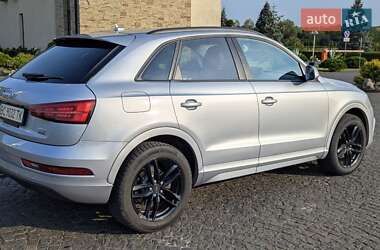 Внедорожник / Кроссовер Audi Q3 2016 в 