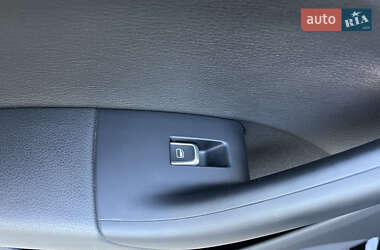 Внедорожник / Кроссовер Audi Q3 2014 в 