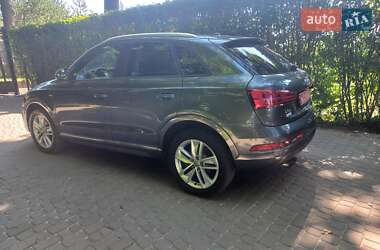Внедорожник / Кроссовер Audi Q3 2017 в 