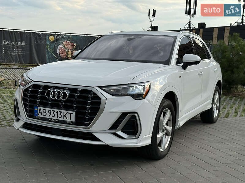 Внедорожник / Кроссовер Audi Q3 2019 в Хмельницком