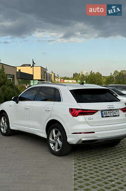 Внедорожник / Кроссовер Audi Q3 2019 в 