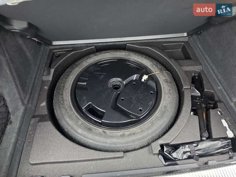 Внедорожник / Кроссовер Audi Q3 2015 в Тернополе