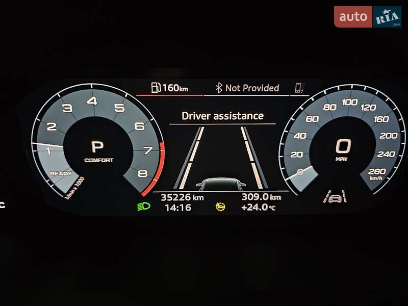 Внедорожник / Кроссовер Audi Q3 2020 в Киеве