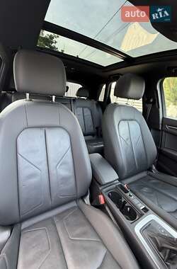 Внедорожник / Кроссовер Audi Q3 2020 в 