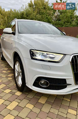 Внедорожник / Кроссовер Audi Q3 2013 в 