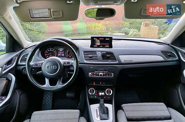 Внедорожник / Кроссовер Audi Q3 2013 в 