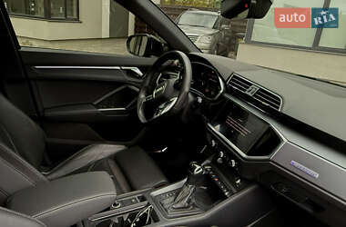 Внедорожник / Кроссовер Audi Q3 2020 в 