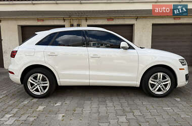 Внедорожник / Кроссовер Audi Q3 2014 в 