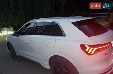 Внедорожник / Кроссовер Audi Q3 2020 в 