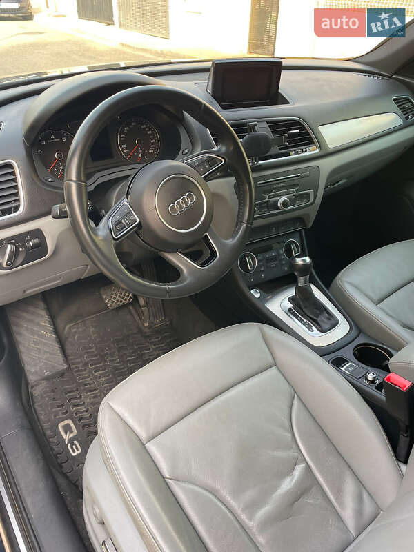 Внедорожник / Кроссовер Audi Q3 2018 в Одессе