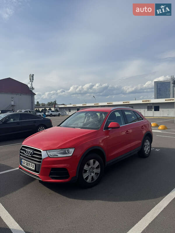 Внедорожник / Кроссовер Audi Q3 2016 в Киеве