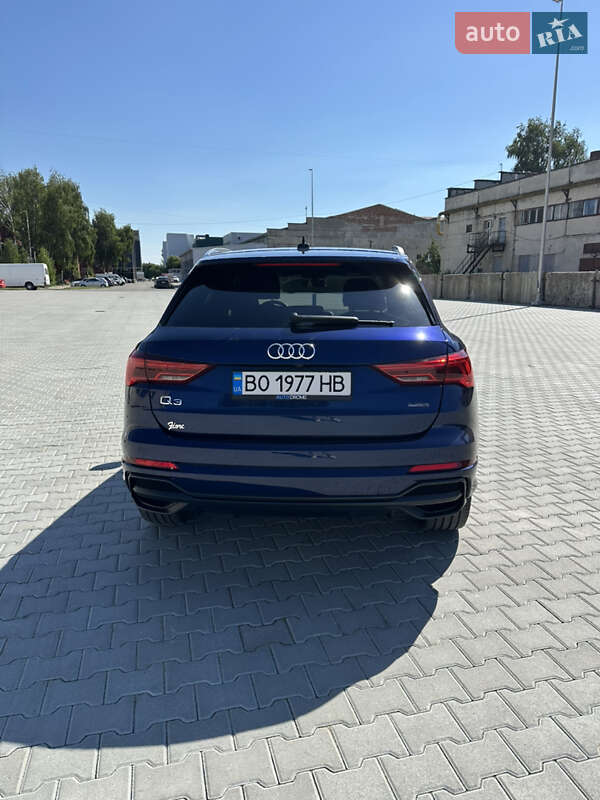 Внедорожник / Кроссовер Audi Q3 2020 в Тернополе