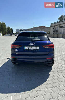 Внедорожник / Кроссовер Audi Q3 2020 в 