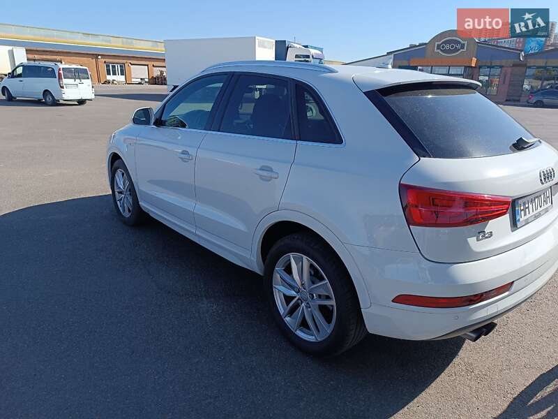 Внедорожник / Кроссовер Audi Q3 2017 в Одессе