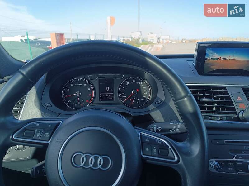 Внедорожник / Кроссовер Audi Q3 2017 в Одессе