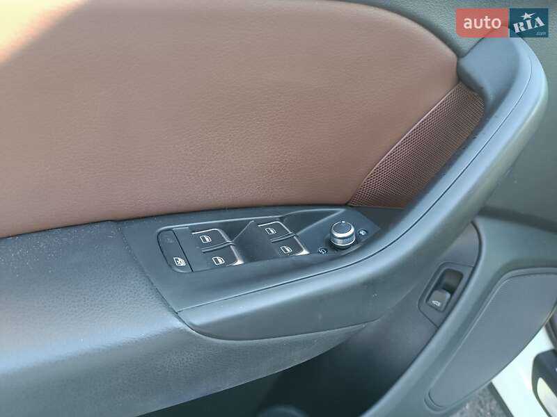Внедорожник / Кроссовер Audi Q3 2017 в Одессе