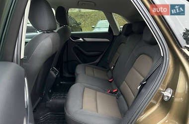 Внедорожник / Кроссовер Audi Q3 2012 в 