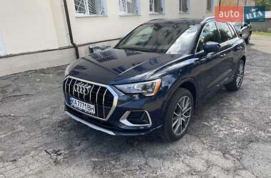 Внедорожник / Кроссовер Audi Q3 2019 в 