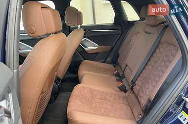 Внедорожник / Кроссовер Audi Q3 2019 в 