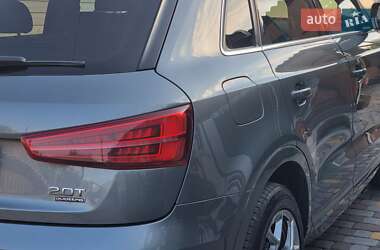 Внедорожник / Кроссовер Audi Q3 2016 в 