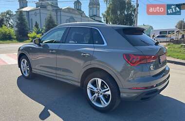 Внедорожник / Кроссовер Audi Q3 2024 в 
