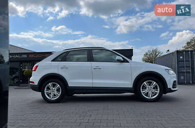 Внедорожник / Кроссовер Audi Q3 2018 в 