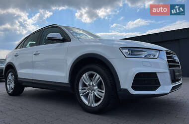 Внедорожник / Кроссовер Audi Q3 2018 в 